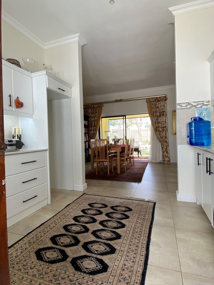 3 Bedroom Property for Sale in Sandbaai Western Cape